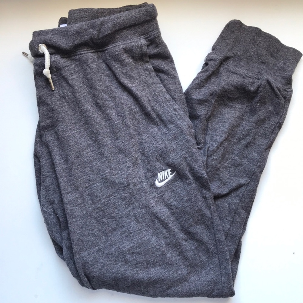 Nike sweatpants ✔️